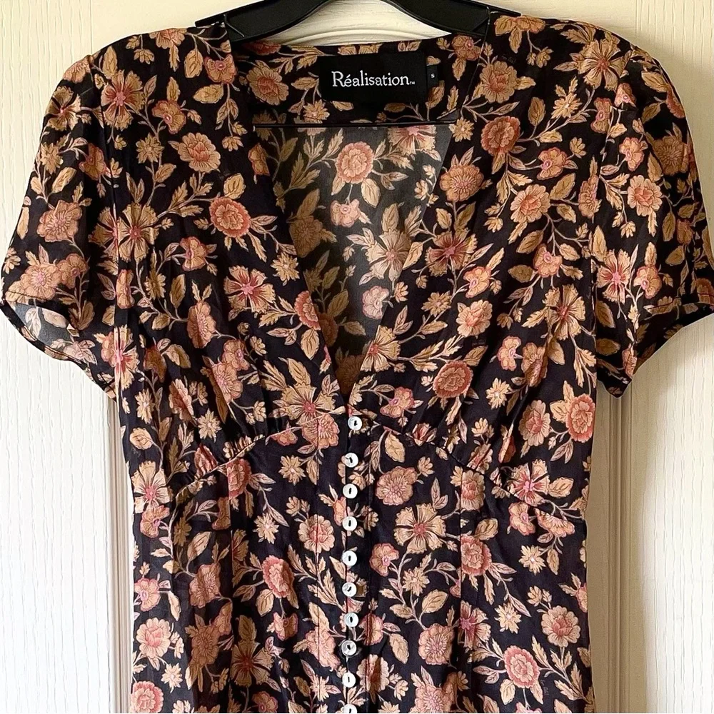 Realisation The Monica Silk Floral Midi Dress Fantasy Black Pink Small EUC - Picture 4 of 14